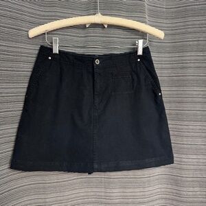 Dockers Women’s Favorite Fit Black Denim Skort Size 4